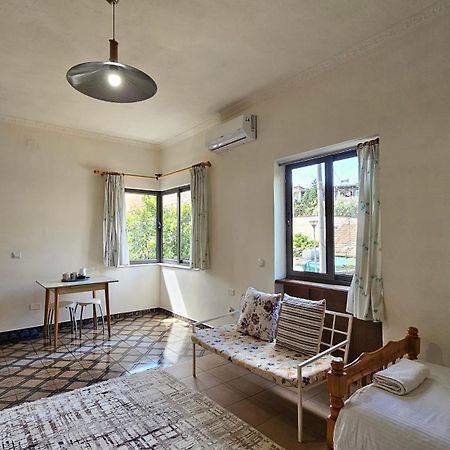 Angie'S Shared Villa Tam 地拉那 外观 照片