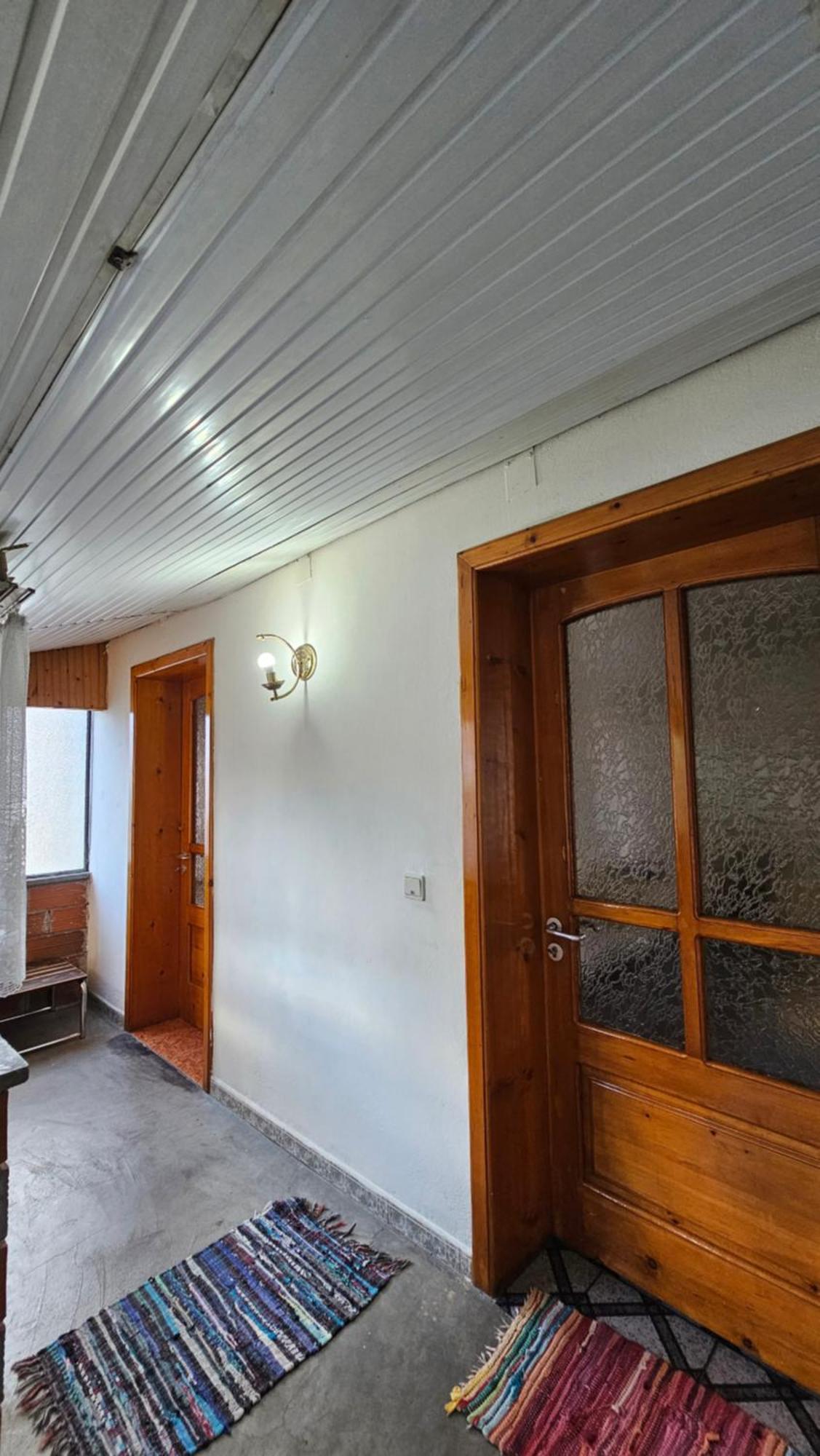 Angie'S Shared Villa Tam 地拉那 外观 照片