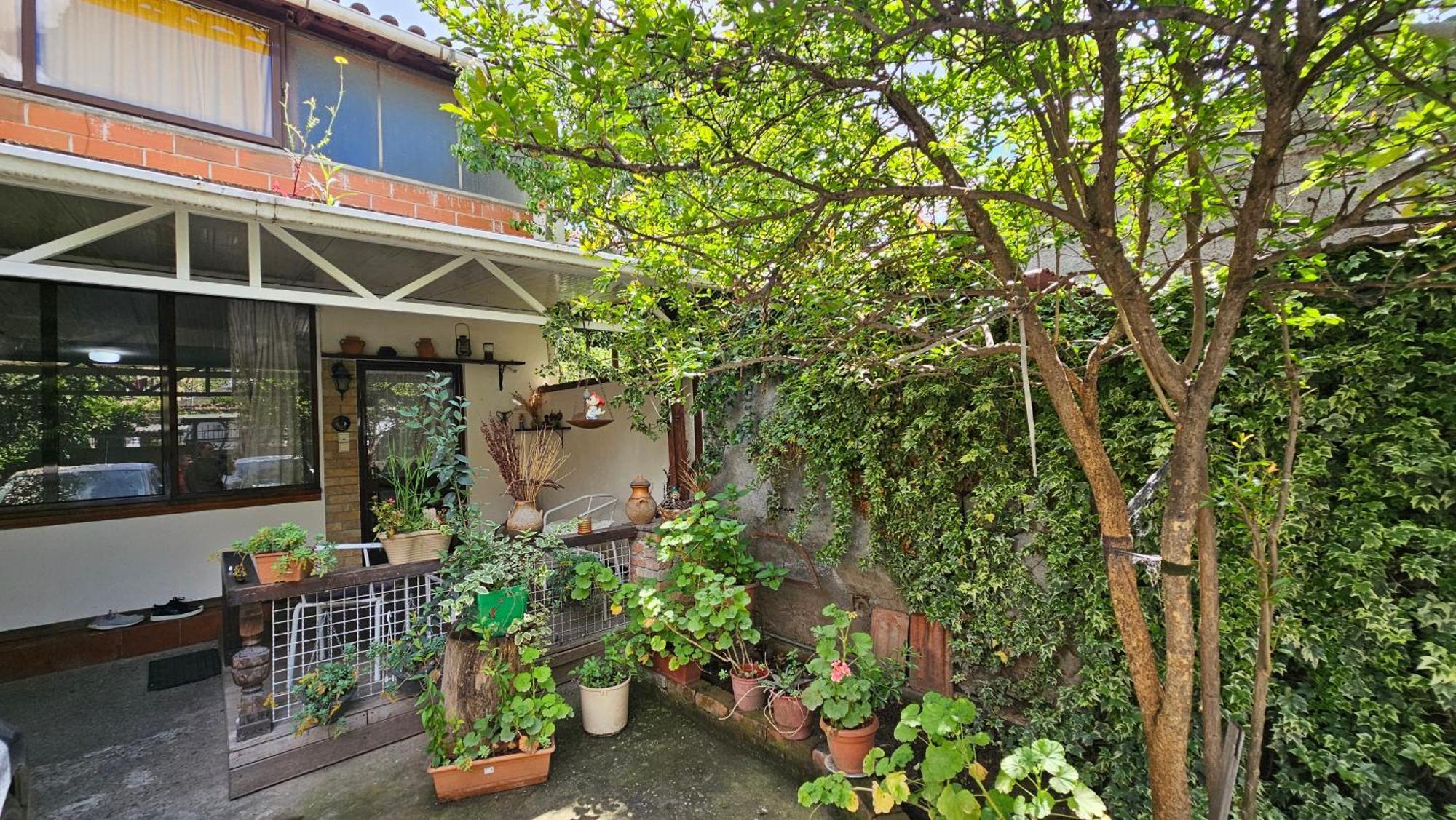 Angie'S Shared Villa Tam 地拉那 外观 照片